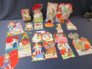 lot 91 image: Vintage Valentines