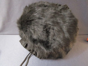 lot 95 image: Antique Fur Muff