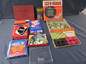 lot 105 image: Games & Playing Cards