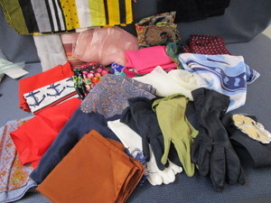 lot 121 image: Ladies Scarves & Gloves