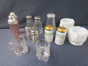 lot 166 image: Pink Depression Glass