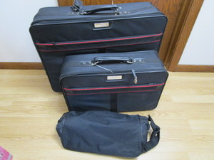 lot 170 image: Jordache Luggage