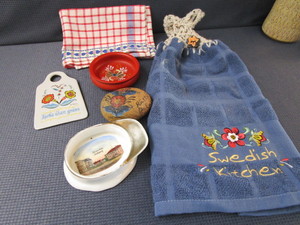 lot 171 image: Swedish Themed
