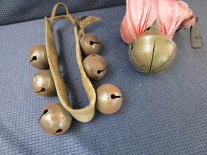 lot 207 image: Sleigh & Cow Bells