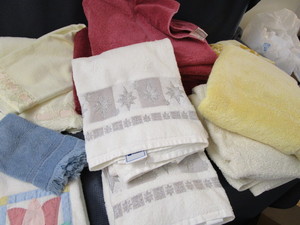 lot 215 image: Bath Towels
