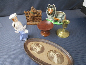 lot 222 image: Cupid, Planters