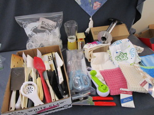 lot 229 image: Kitchen Fun