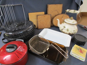 lot 245 image: Roaster, Glass Pans