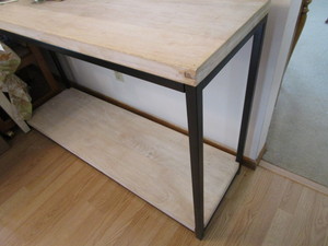 lot 22 image: Industrial Style Sofa Table