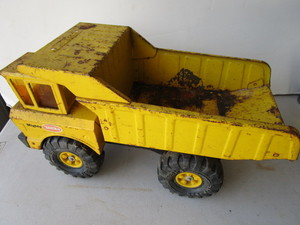 lot 306 image: Mighty Tonka Truck
