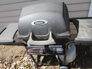 lot 307 image: Fiesta BBQ Grill