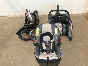 lot 8 image: Graco FastAction Fold Jogger Click Connect Travel System