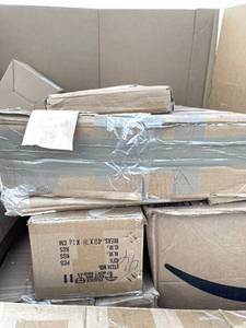 lot 126 image: Wholesale pallet of mixed items - 55 x 46 x 42 in. Gaylord