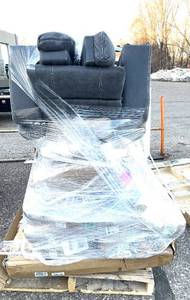 lot 128 image: Wholesale Pallet of Mixed Items