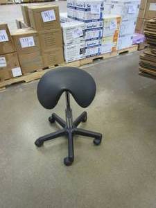 lot 775 image: Saddle Stool Rolling Chair for Medical Massage Salon Kitchen Spa Drafting,Adjustable Hydraulic Stool with Wheels in Black