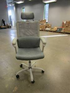 lot 856 image: Gray Office Chair with Headrest (MISSING 1 CASTER AND LEATHER HAS SMALL TEARS)