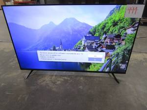 LG - 55 Class UQ75 Series LED 4K UHD Smart webOS TV Model55UQ7570PUJ (SCRATCH LEFT CENTER OF SCREEN)
