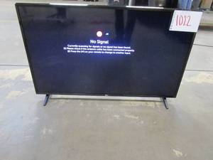 LG 43LM5700PUA 43-inch HDR Full HD Smart LED TV (LIGHT SCRATCHES, TOP CENTER)