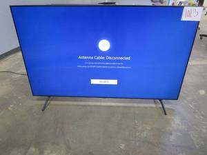 70 Class TU7000 Crystal UHD 4K Smart TV UN70TU7000BXZA