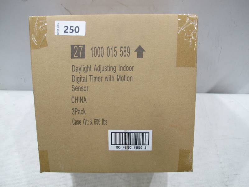 lot 537 image: NEW 3 Pack of Defiant  8 Amp 7-Day Indoor In-Wall SunSmart Digital Timer Switch with Motion Sensor, White