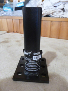 Valley Pintle Hook Adapter