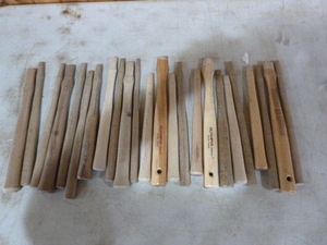 24 Wooden Handles