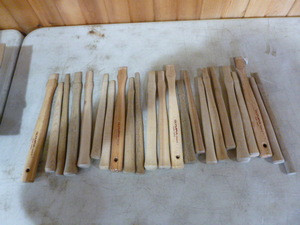 23 Wooden Handles