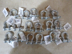 17 AJ Tools Screw Shackles