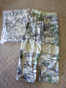 2 Pair of Mossy Oak Yukon Gear Mens Hunting Pants