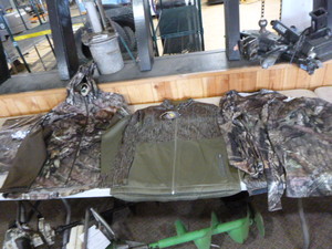4 Mossy Oak Yukon Gear Mens Lightweight Hunting Jackets