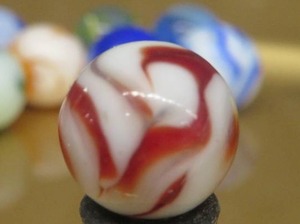 lot 23 image: VINTAGE MARBLES