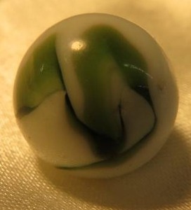 lot 42 image: VINTAGE MARBLES