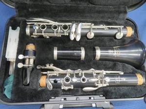 lot 70 image: YAMAHA ADVANTAGE CLARINET