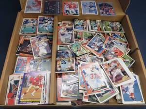lot 120 image: MISC COLLECTOR CARDS