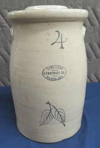 lot 134 image: REDWING # 4 BUTTER CHURN WITH LID