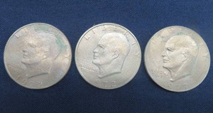 lot 135 image: 3 SILVER DOLLARS