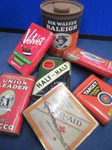 lot 59 image: VINTAGE TINS