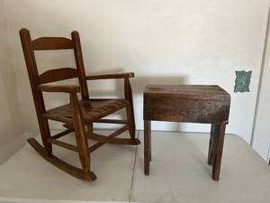 lot 29 image: Childrens Rocking Chair & Wood Stool
