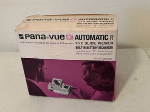lot 55 image: Pana-Vue Slide Viewer
