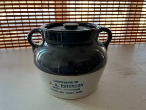 lot 182 image: JA Estenson Stoneware