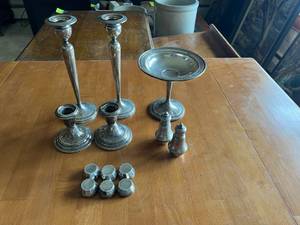 lot 225 image: Sterling Silver Pieces