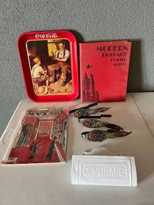 lot 239 image: Collectibles