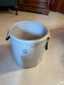 lot 250 image: 5 Gallon Red Wing Crock with Handles