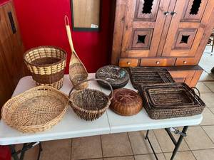 lot 267 image: Baskets