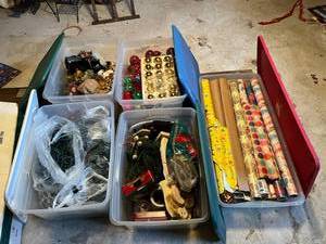 lot 292 image: 5 Totes of Holiday Items