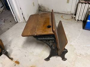lot 310 image: Vintage Desk