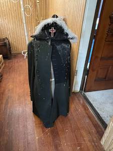 lot 109 image: Mannequin with Coat & Hat