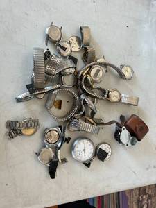 lot 148 image: Watches