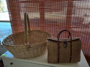 lot 159 image: Large Basket & Bag