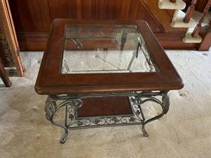 lot 167 image: Glass Top Coffee Table
